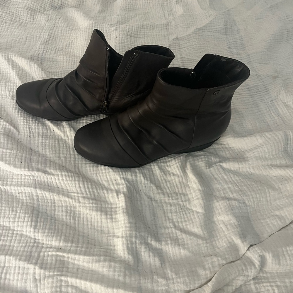 Drew boots